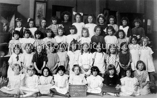 Group 1 Class Photo, Gamuel Road Infacts School, Walthamstow, London. 11th July 1924.